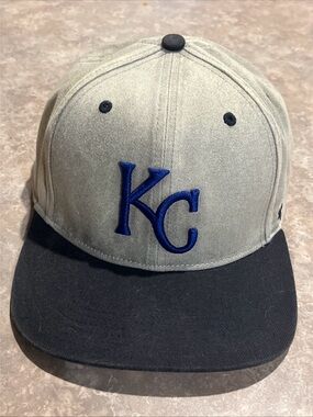 KANSAS CITY ROYALS ‘47 BRAND SNAPBACK HAT **LIKE NEW**